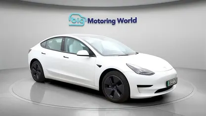 Used Tesla Model 3 Standard Range Plus 222 kW (302 HP) 2021 Sedan
