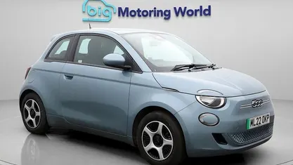 Used Fiat 500e Passion 86 kW (118 HP) 2022 Blue Hatchback