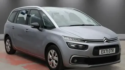 Używany Citroën C4 SpaceTourer Live 131 KM (96 kW) 2021 Minivan