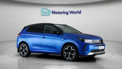 Used Vauxhall Grandland X Ultimate 131 HP (96 kW) 2023 Blue SUV