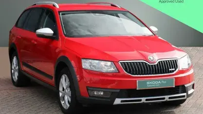 Used Skoda Octavia Scout 184 HP (135 kW) 2016 Estate