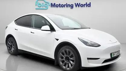 Used Tesla Model Y Long Range AWD 378 kW (514 HP) 2022 White SUV
