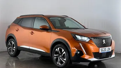 Used Peugeot 2008 Allure Premium 101 HP (74 kW) 2022 SUV