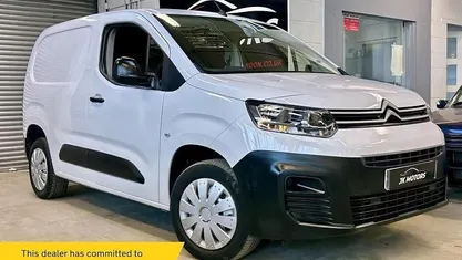 Used Citroën Berlingo 102 HP (75 kW) 2023 White MPV