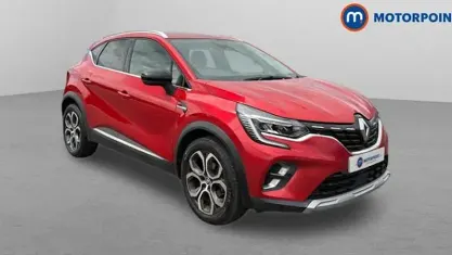 Used Renault Captur Techno 91 HP (66 kW) 2023 Red SUV