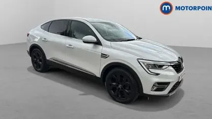 Usado Renault Arkana Version S 143 CV (105 kW) 2022 Blanco SUV