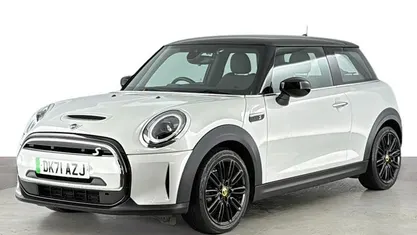 Used Mini Cooper Level 2 135 kW (184 HP) 2023 Hatchback