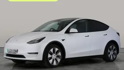 Usado Tesla Model Y Long Range AWD 286 kW (389 HP) 2025 SUV