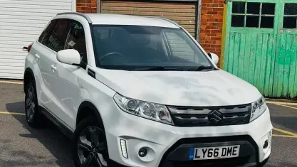 Used Suzuki Vitara SZ-T 120 HP (88 kW) 2016 White SUV