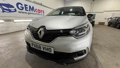 Used Renault Captur Play 90 HP (66 kW) 2018 SUV