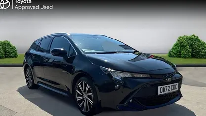 Begagnad Toyota Corolla Design 122 HK (89 kW) 2022 Svart Kombi