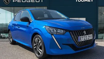 Used Peugeot 208 Allure+ 102 HP (75 kW) 2023 Blue Hatchback