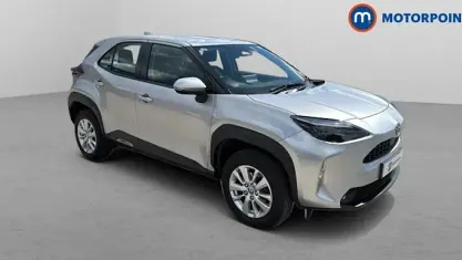 Used Toyota Yaris Hybrid 116 HP (85 kW) 2026 Estate