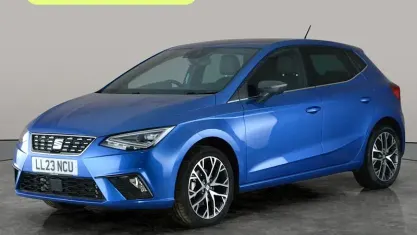 Usado Seat Ibiza XCELLENCE 110 CV (80 kW) 2023 Azul Utilitario
