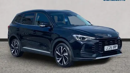 Usado MG ZS Trophy 196 HP (144 kW) 2024 Preto SUV