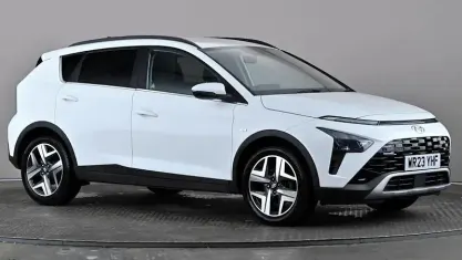 Used Hyundai Bayon Premium 101 HP (74 kW) 2023 White SUV