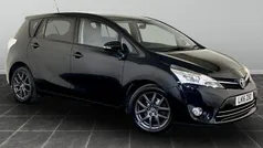 Grey Used 2015 Toyota Verso Trend MPV | £13,495 (Fair price)