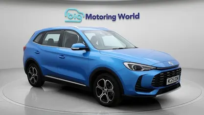 Blue Used 2025 MG ZS SE Hatchback | £18,310 (Fair price)