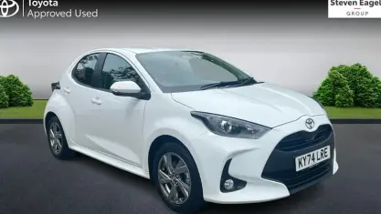 Used Toyota Yaris 116 HP (85 kW) 2024 White Hatchback