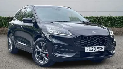 Second-hand Ford Kuga ST-Line 150 CP (110 kW) 2023 Negru SUV