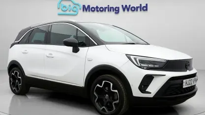 Used Vauxhall Crossland Ultimate 131 HP (96 kW) 2022 White SUV