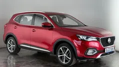 Red Used 2022 MG HS Exclusive SUV | £17,200 (Fair price)