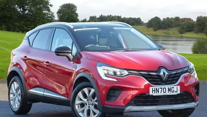 Used 2020 Renault Captur Iconic SUV | £10,250 (Fair price)
