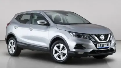 Used Nissan Qashqai Acenta Premium 158 HP (116 kW) 2021 Silver SUV