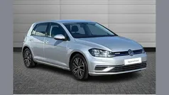 Used 2019 VW Golf VII SE Hatchback | £14,990 (Fair price)