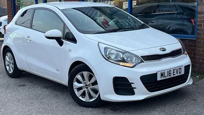Used Kia Rio 84 HP (61 kW) 2016 Hatchback