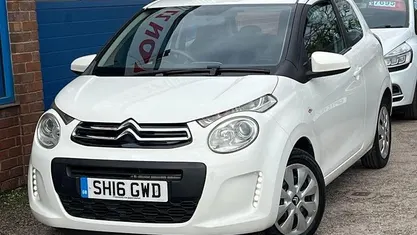 Used Citroën C1 Feel 68 HP (50 kW) 2016 White Hatchback