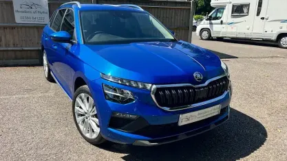 Käytetty Skoda Kamiq SE L 116 HP (85 kW) 2024 Sininen Katumaasturi