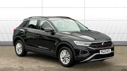 Black Used 2023 VW T-Roc Life SUV | £18,188 (Fair price)