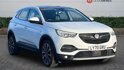 Used Vauxhall Grandland X Elite 131 HP (96 kW) 2021 White SUV