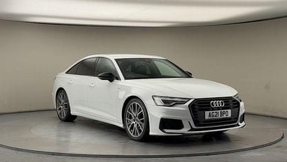 Usado Audi A6 Black Edition 204 HP (150 kW) 2021 Branco Sedan