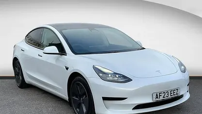 Used Tesla Model 3 RWD 208 kW (283 HP) 2023 White Sedan
