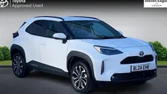 Used 2025 Toyota Yaris Hybrid Design Estate | £23,033 (Fair price)