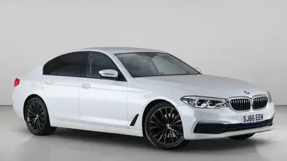Used BMW 520 190 HP (139 kW) 2017 White Sedan