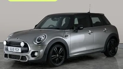 Used Mini Cooper Hatch 136 HP (100 kW) 2020 Hatchback