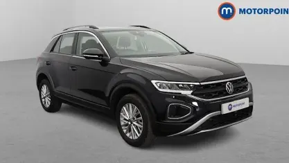 Used VW T-Roc Life 150 HP (110 kW) 2022 Black SUV