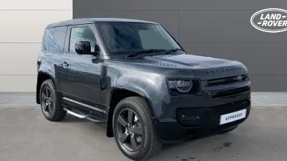 Używany Land Rover Defender SE Dynamic 249 KM (183 kW) 2025 SUV