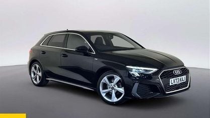 Begagnad Audi A3 Sportback S-Line 110 HK (80 kW) 2023 Svart Halvkombi