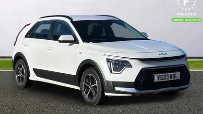 Used Kia Niro 141 HP (103 kW) 2023 White SUV