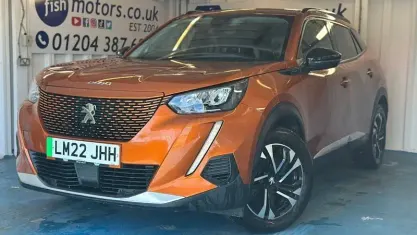 Used Peugeot e-2008 Allure Premium 100 kW (136 HP) 2022 Orange SUV