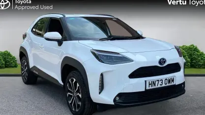 Used Toyota Yaris Cross Design 116 HP (85 kW) 2023 White SUV