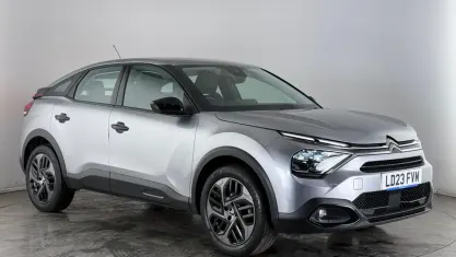 Usado Citroën C4 PureTech 101 HP (74 kW) 2023 Cinzento SUV