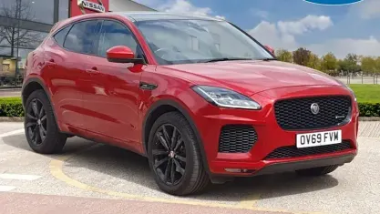 Used Jaguar E-Pace R-Dynamic 179 HP (131 kW) 2019 Red SUV