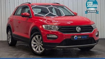 Usado VW T-Roc SE 116 HP (85 kW) 2020 SUV