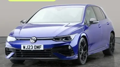 Usado VW Golf VIII R 333 HP (244 kW) 2023 Azul Citadino