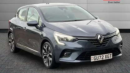 Used Renault Clio V SE 140 HP (102 kW) 2022 Hatchback